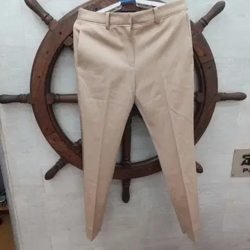 베이지 슬림 핏 캐주얼 팬츠