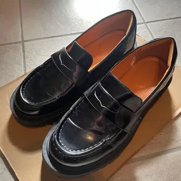 유니클로 UNIQLO:C 컴포트 터치 로퍼 블랙 24.5