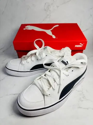 PUMA SOFTFOAM+ 화이트 스니커즈