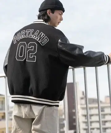 niko and - 멜톤 로고 바시티 자켓 L