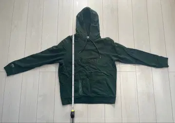 LACOSTE 다크 그린 후드 부착 후드티