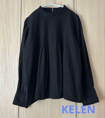 블랙 플리츠 긴팔 블라우스 KELEN