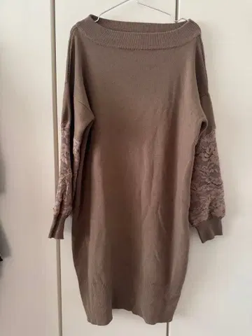 베이지 니트 원피스 레이스 긴팔