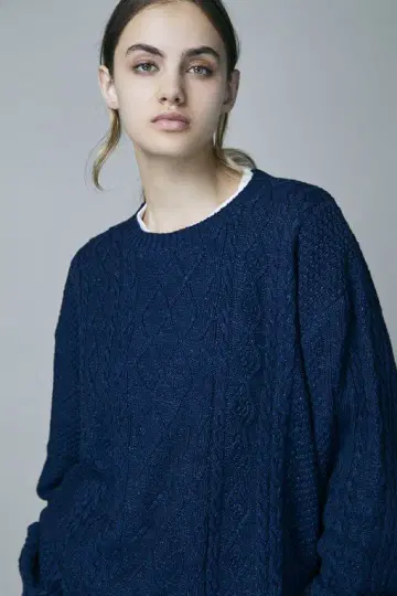 whiz limited INDIGO CABLE KNIT 니트 맨투맨