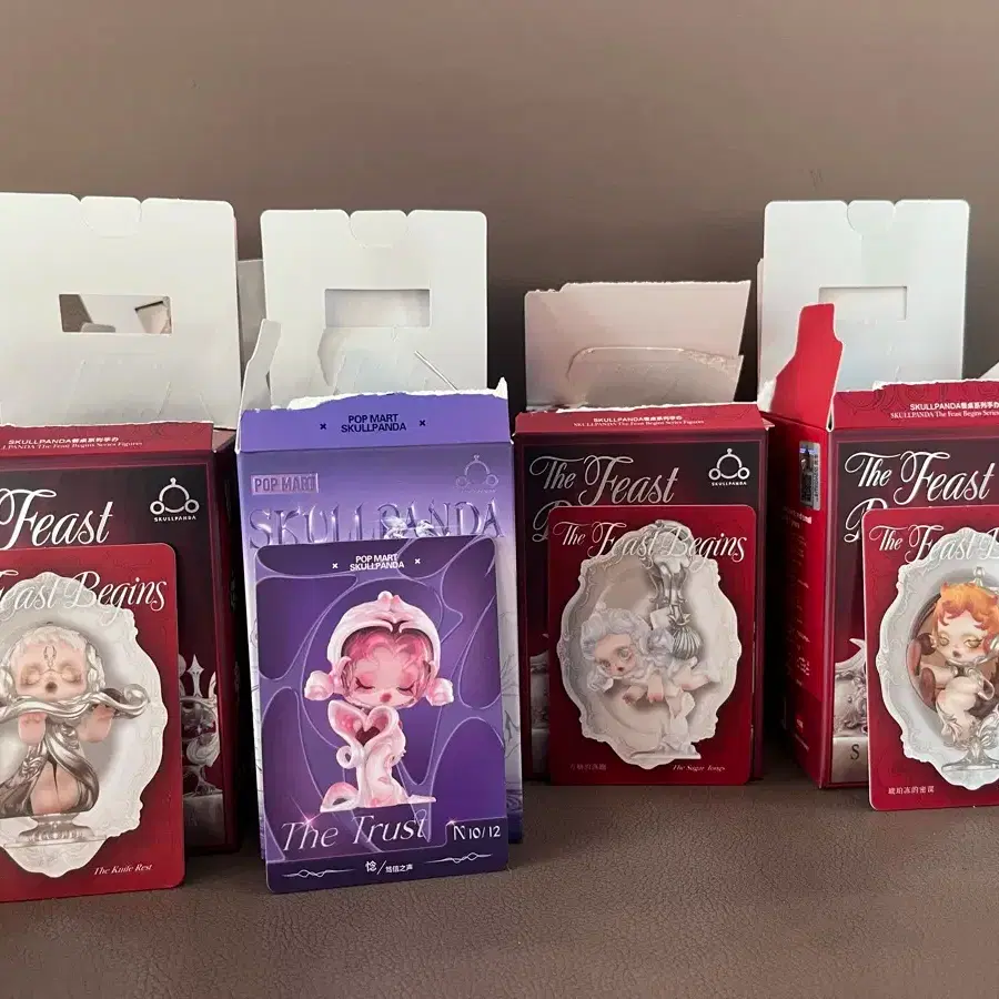 (Genuine) POP MART Skullpanda Banquet Prelude Series