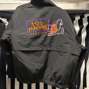 TOY MACHINE 리버서블 자켓