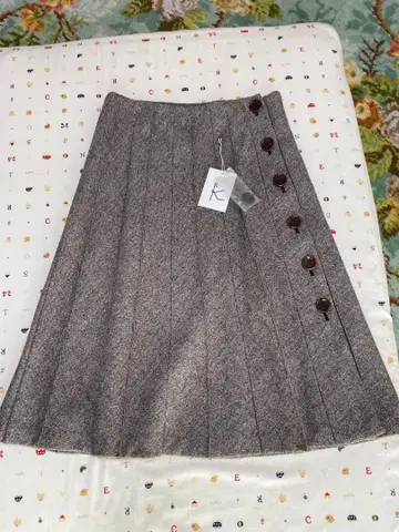 쿠미쿄쿠 스커트 트위드 사이즈 1 새상품급 울 혼방으로 따뜻함