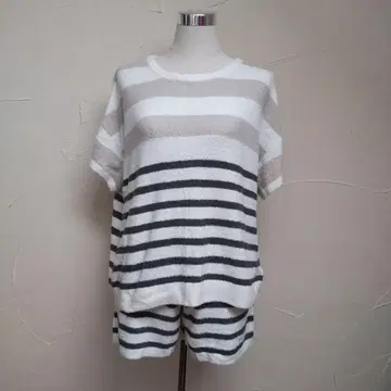 젤라또피케 반팔 상하의 세트