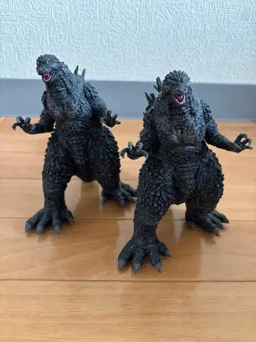 고질라 피규어 2체 세트 블랙