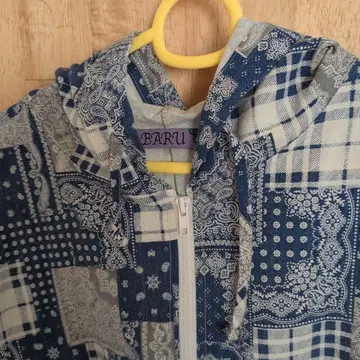 BARU 패치워크 후드 부착 블루종