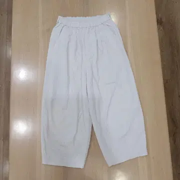 Tandey 휴일과 시 뉴 모자 꽁지 팬츠 코듀로이 아이보리