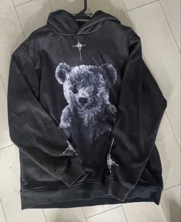 곰 프린트 후드티 TRAVAS TOKYO