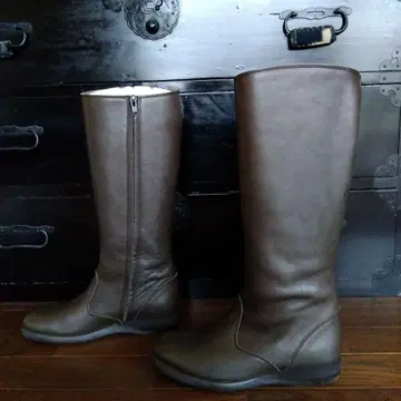 요건 레일 가죽 부츠