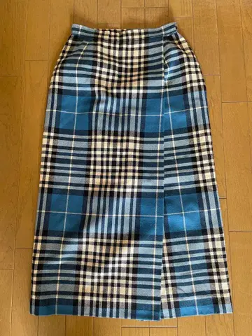 하우스 오브 요크 스커트