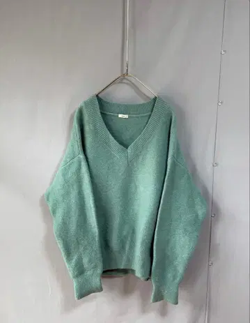 IENA 이에나 울 모헤어 혼방 오버 사이즈 V넥 니트