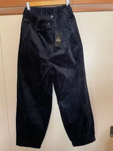 TARAS BOULBA 블랙 코듀로이 팬츠 L 사이즈