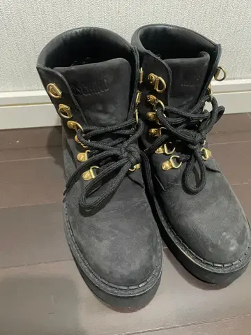 블랙 스웨이드 미드컷 부츠 36