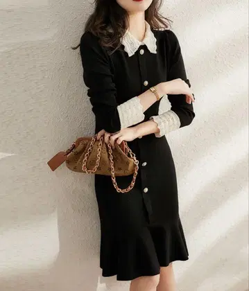 택 포함 새상품 로파스 레이스 절개 니트 원피스