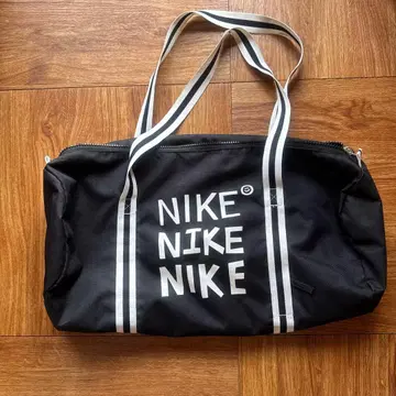 NIKE 보스턴 백 블랙
