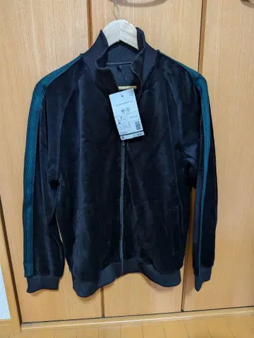 워크맨 벨로아 트랙 자켓