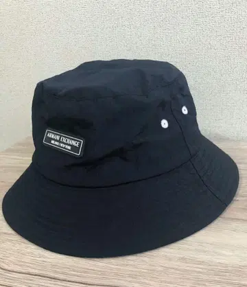 Armani Exchange 네이비 블루 버킷 햇