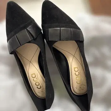 coca 블랙 펌프스 24.0cm