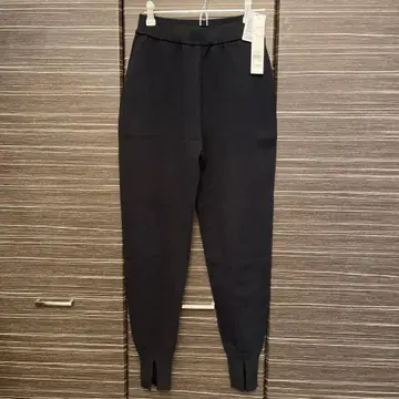MANOF HEM SLIT JERSEY KNIT PANT 마노프