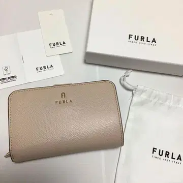 FURLA CAMELIA 컴팩트 지갑 M