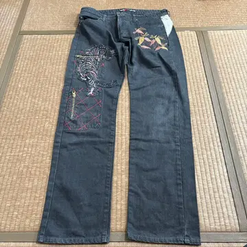 도둑 일기 다크 그레이 데님 팬츠