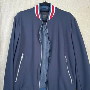 ZARA 자켓 M 사이즈 (US 사이즈)