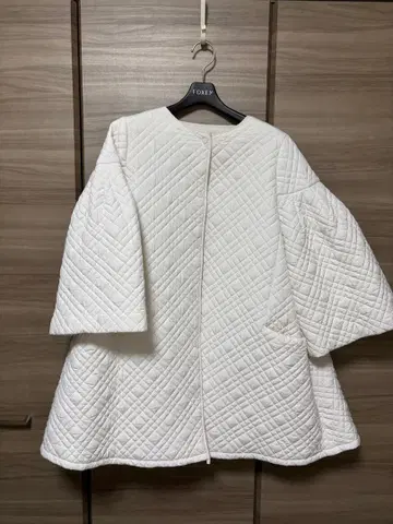 셀포드 퀼팅 코트