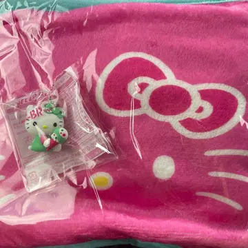 서티원 아이스크림 헬로키티 담요와 참 2종 세트