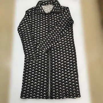 Byu 니트 롱 코트 블랙과 화이트의 물결 무늬