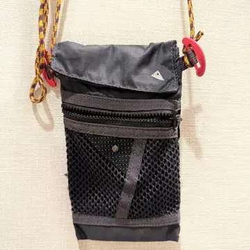 클라터뮤젠 Brisingamen Lanyard Pocket