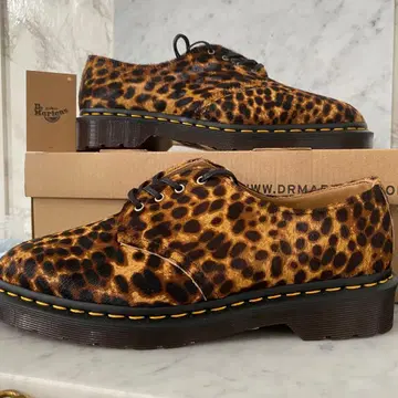 새상품 미사용 닥터마틴 3홀 레오파드 표범 무늬