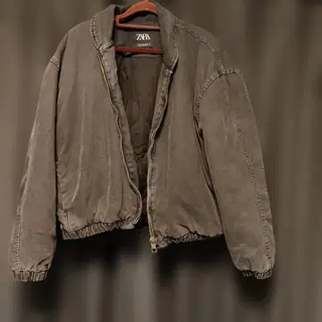 ZARA 그레이 미디엄 자켓