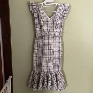 Jewels 프릴 트위드 라메 롱 드레스