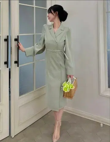 로얄 파티 케이프 원피스 새상품급 미사용 새상품