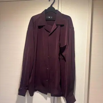 HARE 다크 퍼플 새틴풍 긴팔 셔츠