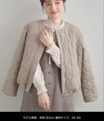 Couture Brooch 퀼팅 자켓 사이즈 38 그레이