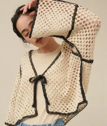 시스루 편직 아이보리 긴팔 가디건