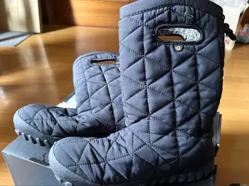 BOGS 블랙 퀼팅 부츠 27.0cm