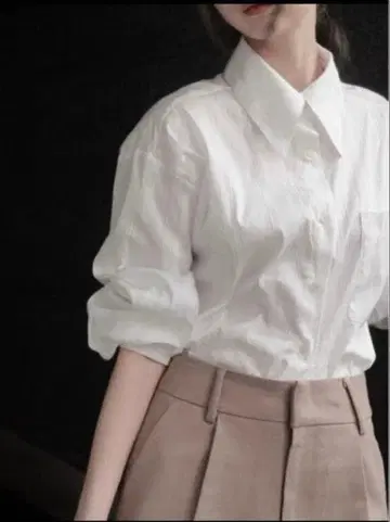 uur 한국 샤이닝 포인트 셔츠 블라우스 (화이트-실버)