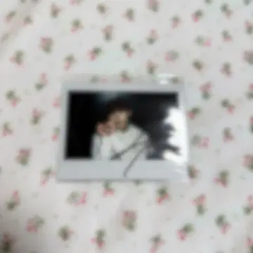 비밀스러운 관계 준소 친필 사인 폴라로이드