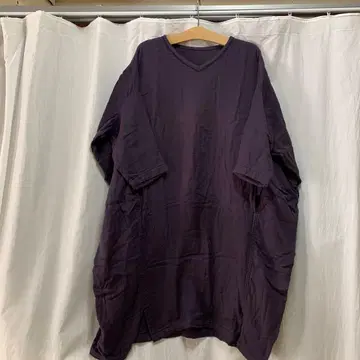 다크 퍼플 V넥 오버 사이즈 원피스