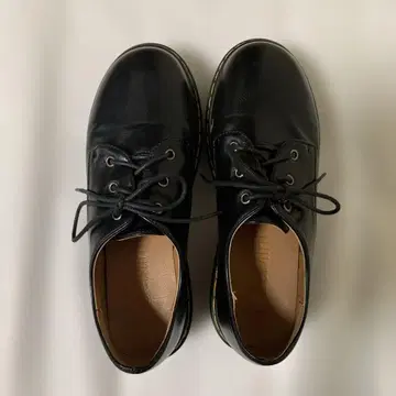 블랙 통굽 신발 스트링 슈즈