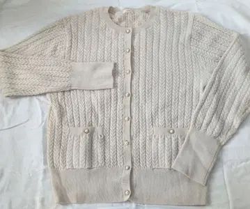 IENA 이에나 크림색 케이블 짜임 니트 가디건 펄 버튼