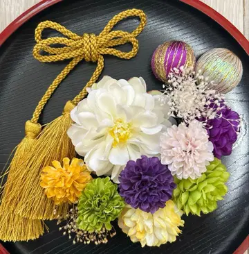 성인식 일본 의류 후리소데 시치고산 머리 장식