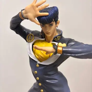 죠죠의 기묘한 모험 다이아몬드는 부서지지 않는다 히가시카타 죠스케 피규어