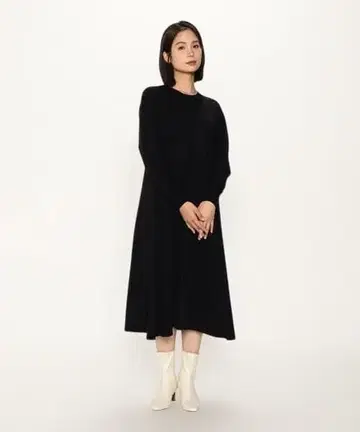 컴시즘 니트 플레어 원피스 블랙